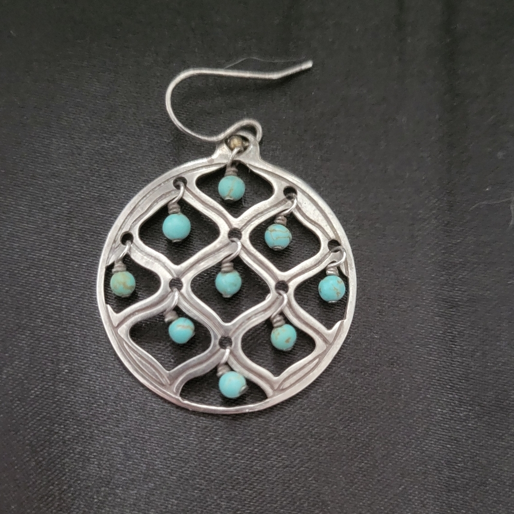 Silpada hoop earring with turquoise beads (1)